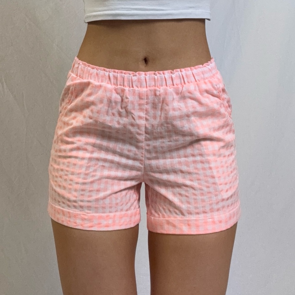 Light Pink Gingham Women’s Elastic Waist Shorts